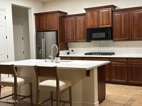 9260 E Desert Village Dr in Scottsdale, AZ - Building Photo - Building Photo