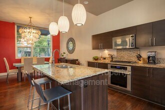 840 Island Ave in San Diego, CA - Building Photo - Building Photo