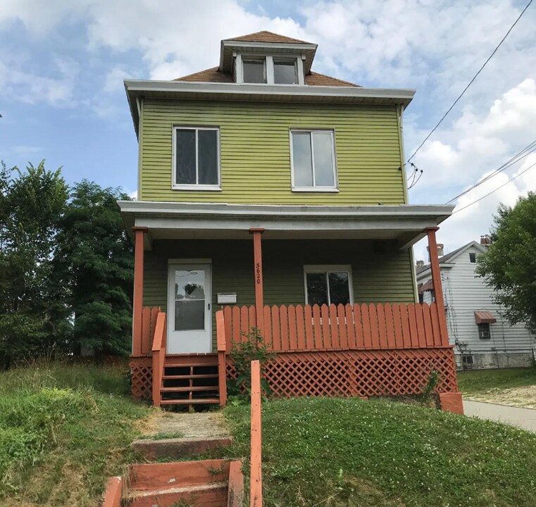 3620 Grenada St in Pittsburgh, PA - Building Photo