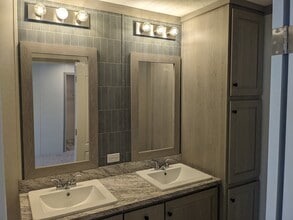 10340 Midland Rd in Freeland, MI - Building Photo - Building Photo