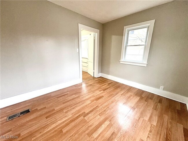 property at 1174 Tampa Ave