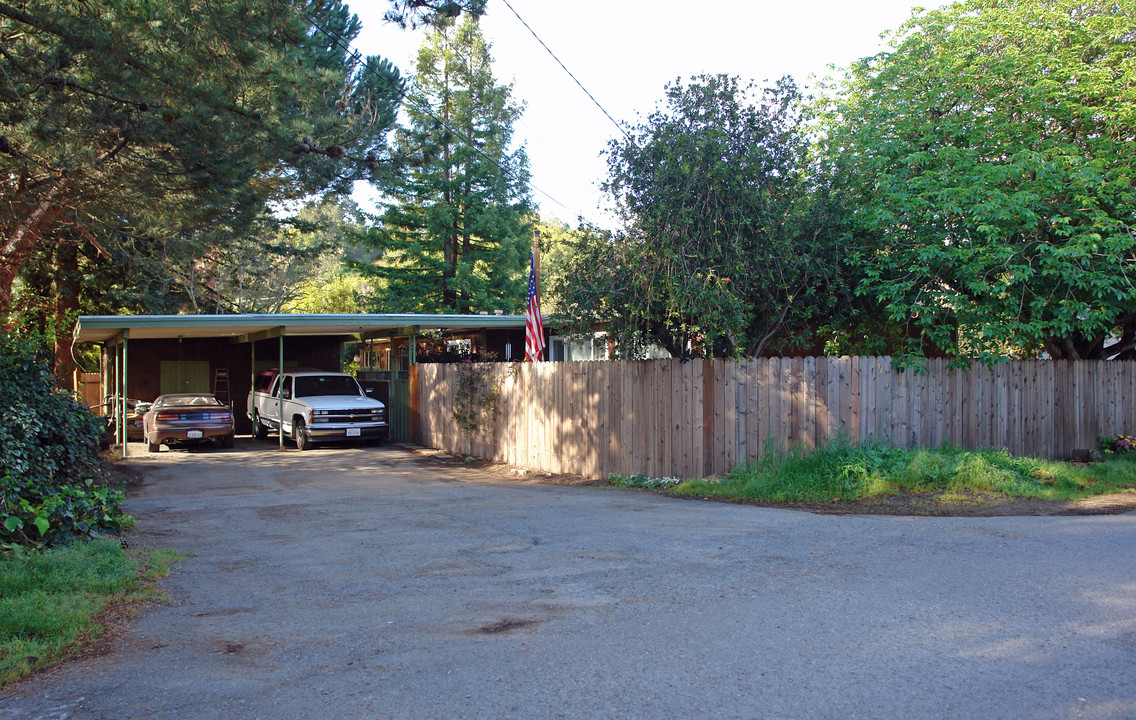 35 Valley Rd in Mill Valley, CA - Building Photo