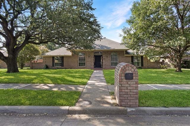 2600 Northcrest Dr in Plano, TX - Building Photo - Building Photo