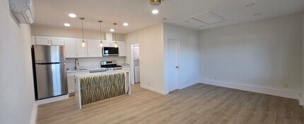 621 Starstone Dr in San Marcos, CA - Building Photo - Building Photo