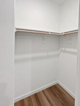 4074 Southampton St in West Sacramento, CA - Foto de edificio - Building Photo