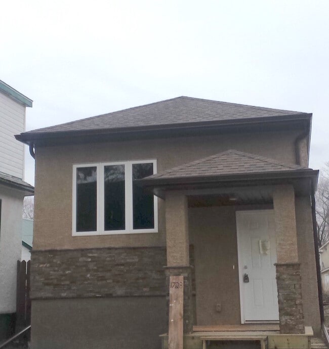property at 1728 Toronto St