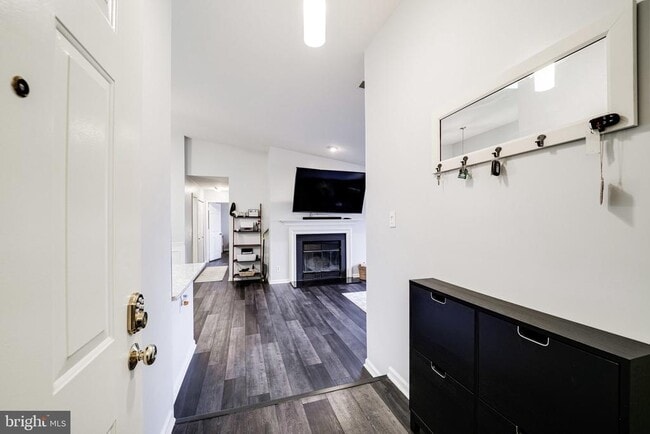 7510 Ashby Ln in Alexandria, VA - Building Photo - Building Photo