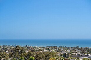 4021 Via Manzana in San Clemente, CA - Building Photo