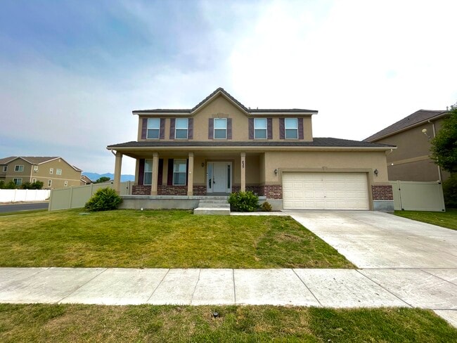 property at 435 W Regatta Ln