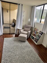 2420 Torrey Pines Rd in San Diego, CA - Building Photo - Building Photo