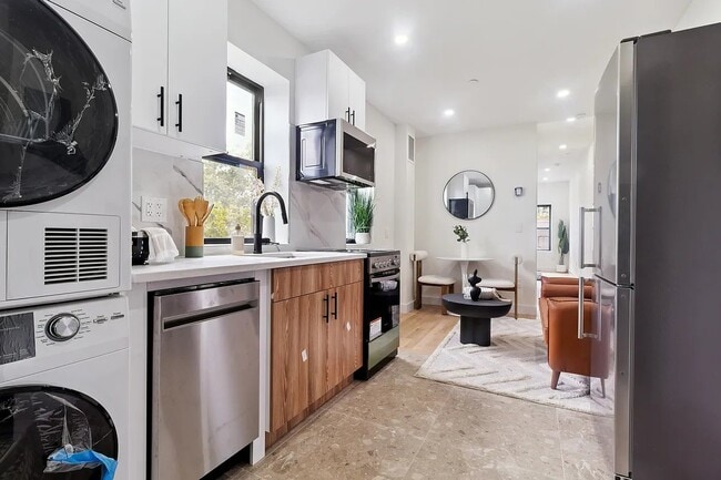 property at 176 Rivington St