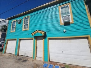 1707 Market St in Galveston, TX - Foto de edificio - Building Photo