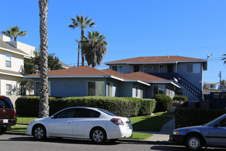 1026-1036 S Pacific St in Oceanside, CA - Building Photo - Building Photo