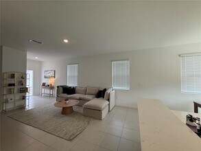 2691 Buttercup Lucine Ln in Ruskin, FL - Building Photo - Building Photo