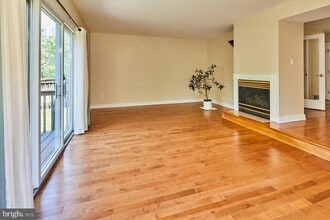 24 Addicks Ct in Wilmington, DE - Building Photo - Building Photo