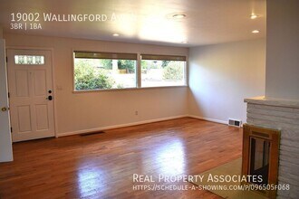 19002 Wallingford Ave N in Shoreline, WA - Building Photo - Building Photo