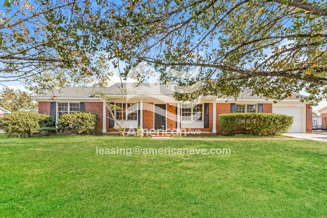 7872 Atmore Dr in Fayetteville, NC - Building Photo