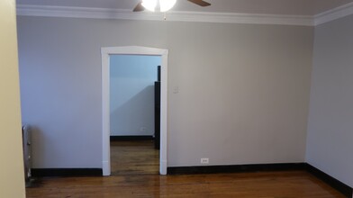 4354 N Elston Ave in Chicago, IL - Building Photo - Building Photo