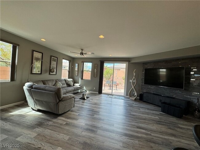 745 Shiva St in Las Vegas, NV - Building Photo - Building Photo