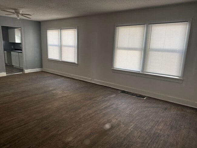 2341 S 4th St in Springfield, IL - Building Photo - Building Photo