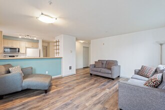 10511 Midvale Ave N in Seattle, WA - Building Photo - Building Photo