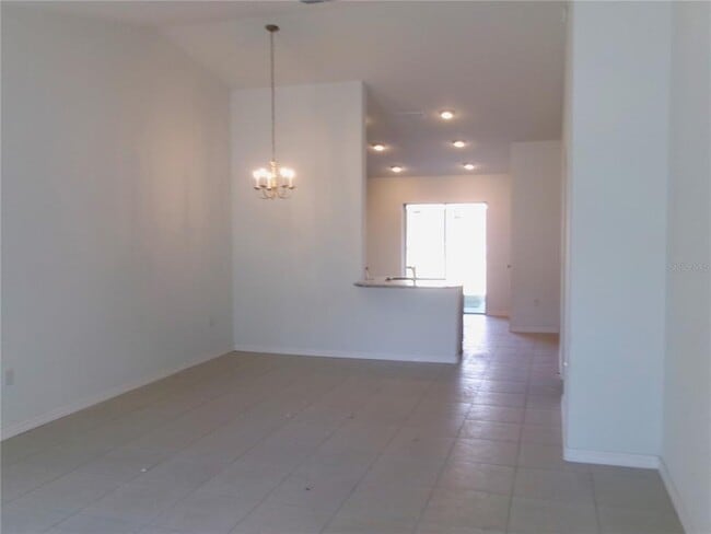 18 Whetstone Ln in Palm Coast, FL - Building Photo - Building Photo