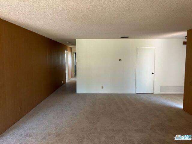 2604 N Whitewater Club Dr in Palm Springs, CA - Building Photo - Building Photo