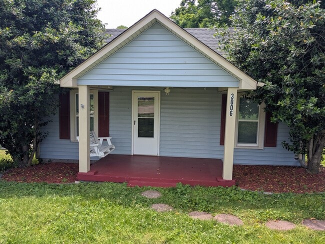 3006 Lakeshore Dr in Nashville, TN - Building Photo - Building Photo