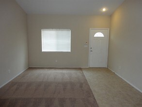 17 Painted View St in Henderson, NV - Building Photo - Building Photo