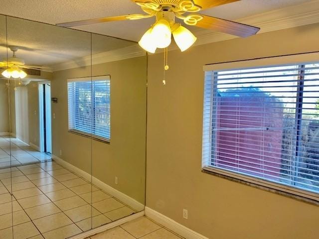 property at 2124 Sherwood Forest Blvd