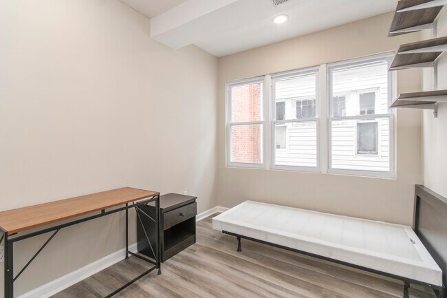 917 W Duncannon Ave, Unit 1st Floor - A3 in Philadelphia, PA - Building Photo - Building Photo