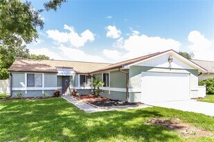 4681 Swallowtail Dr in New Port Richey, FL - Building Photo