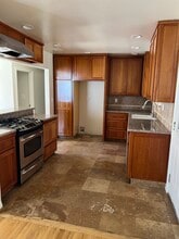 1046 W 187th Pl in Gardena, CA - Building Photo - Building Photo