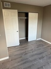 1881 Lakeview Dr in Orrville, OH - Building Photo - Building Photo