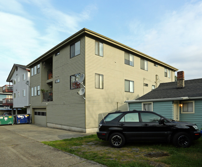 1757 NW 57th St in Seattle, WA - Foto de edificio - Building Photo