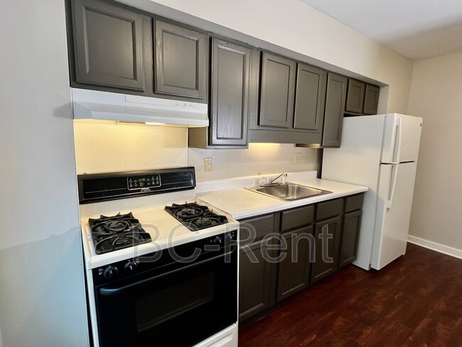 38 4th St in Midland, PA - Building Photo - Building Photo