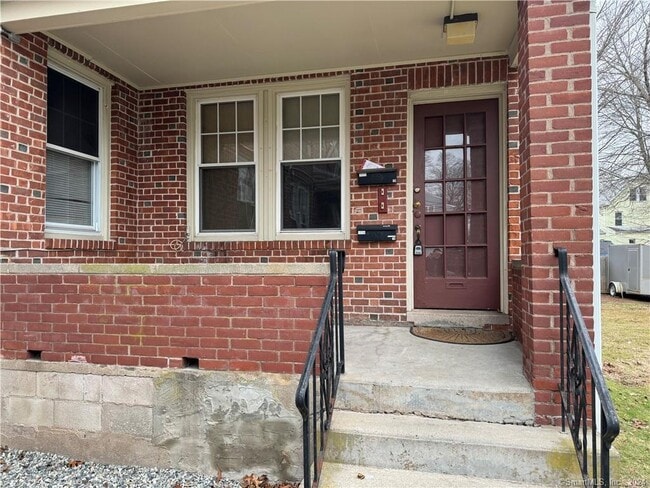297-299 Park St in West Haven, CT - Building Photo - Building Photo