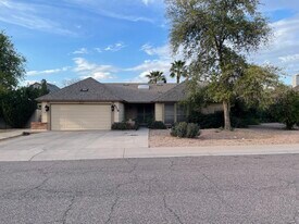 8038 E McLellan Blvd in Scottsdale, AZ - Building Photo