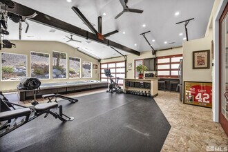 6015 Stillmeadow Dr in Reno, NV - Building Photo - Building Photo