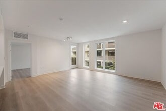 860 E Valley Blvd in San Gabriel, CA - Building Photo - Building Photo