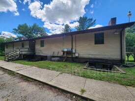 4435 S Sioux St in Terre Haute, IN - Building Photo