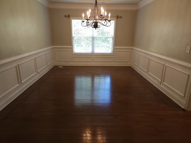 property at 4655 Idlewood Dr
