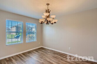 712 Locustberry Dr in Red Oak, TX - Building Photo - Building Photo