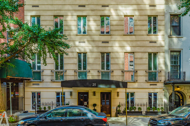 25 Beekman Pl