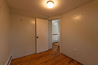 294 Spruce St in Manchester, NH - Foto de edificio - Building Photo