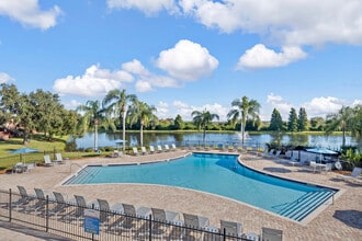 Carlton Arms of Winter Haven in Winter Haven, FL - Building Photo - Building Photo