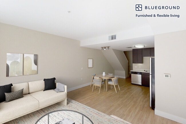 899 Morrison Park Dr in San Jose, CA - Building Photo - Building Photo