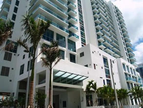 Gallery Art Condominiums in Miami, FL - Building Photo - Building Photo