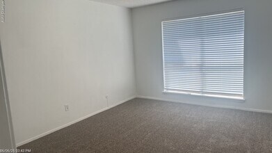 7221 W Cleburne Rd in Fort Worth, TX - Building Photo - Building Photo