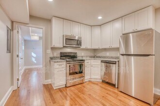 1623 E Baltimore St in Baltimore, MD - Building Photo - Building Photo